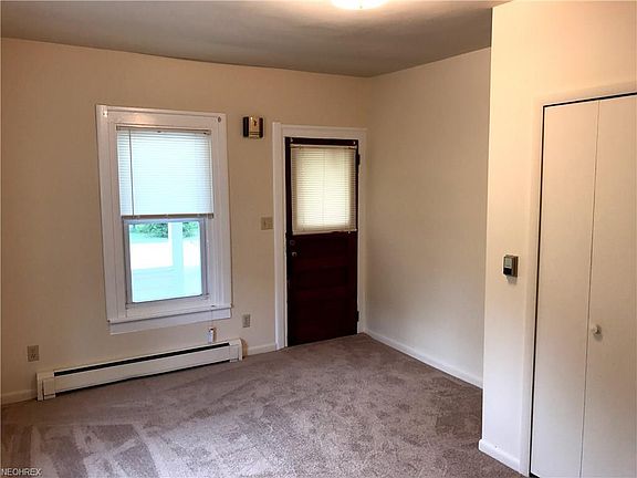 3rd image of 214 Johns St