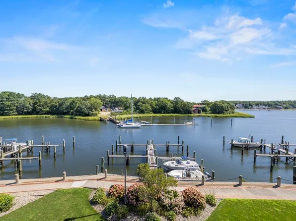 45 Main St #216, Wareham, MA 02571