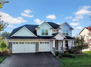 2885 White Pine Way, Stillwater, MN 55082