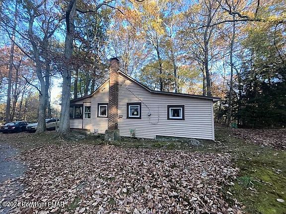 2nd image of 114 Slab Hill Rd