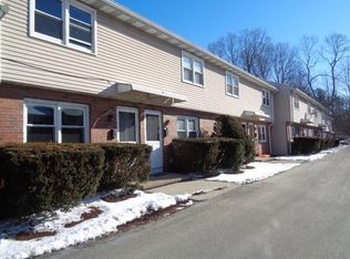 322 Main St APT A, Easthampton, MA 01027