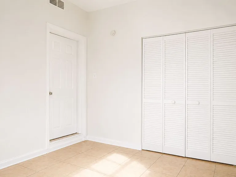 6013 Francis Dr — Photo 7