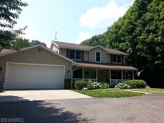 2nd image of 11018 Vergennes St SE