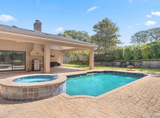 12 Hillcrest Dr, Shalimar, FL 32579