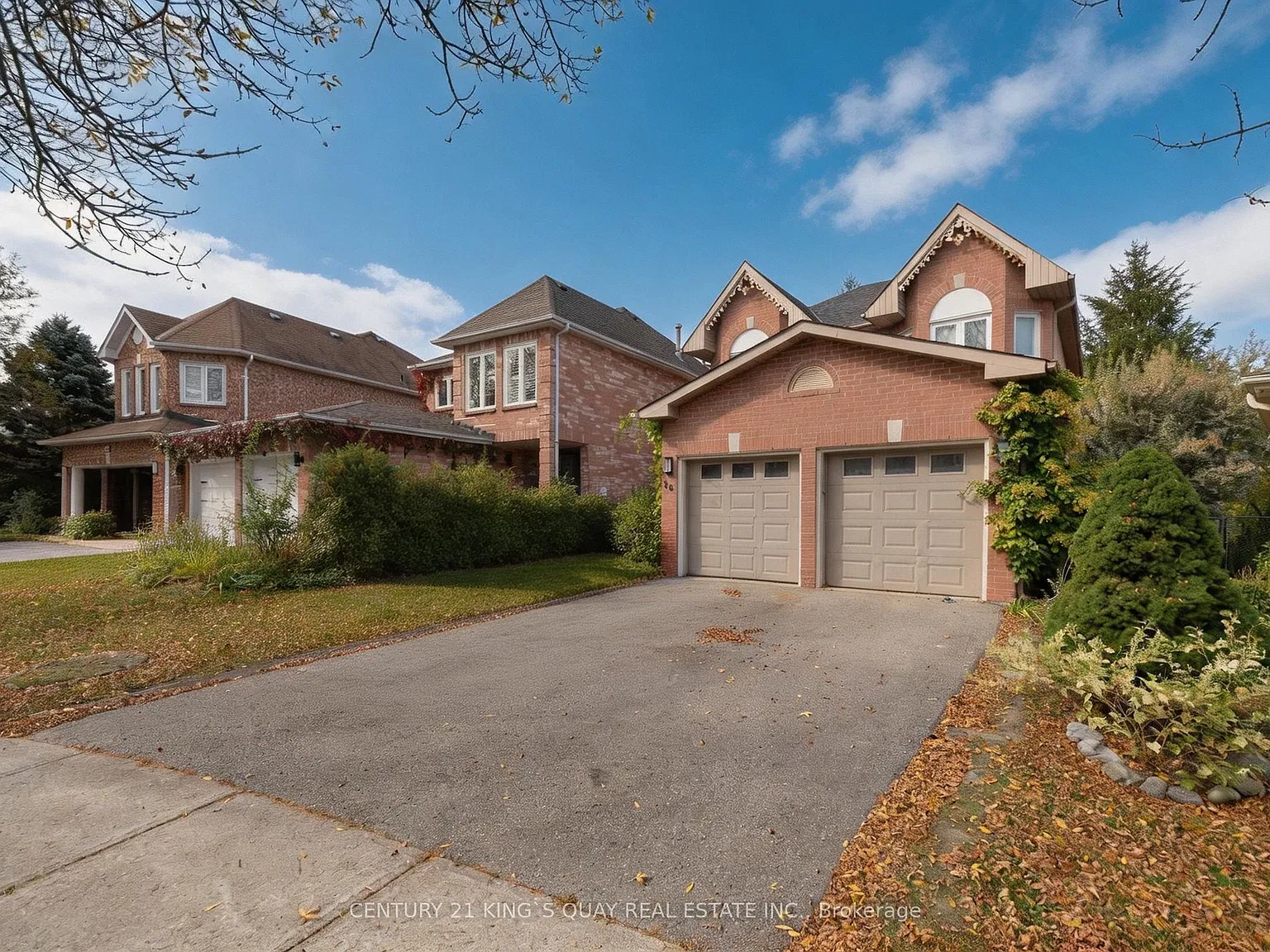 5 bed, $4,200 — Photo 2