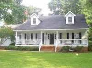 3205 W Forest Lake Dr, Florence, SC 29501