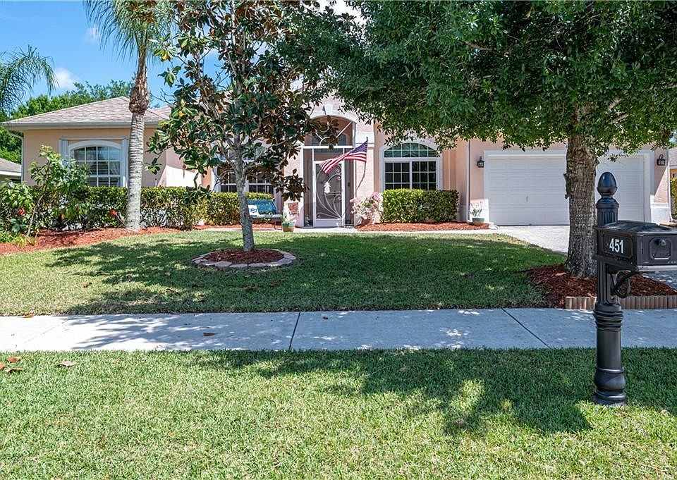 1st image of 451 E Key Lime Sq SW