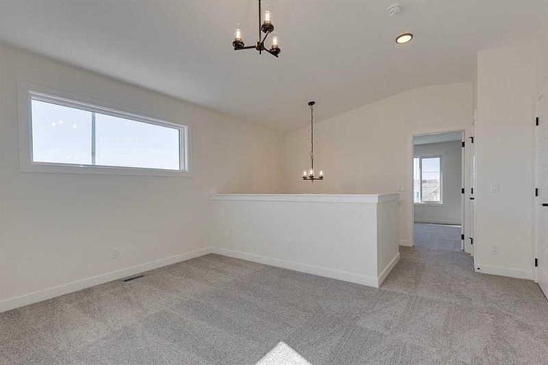 Calgary House for rent - 4 Bedrooms — photo 16
