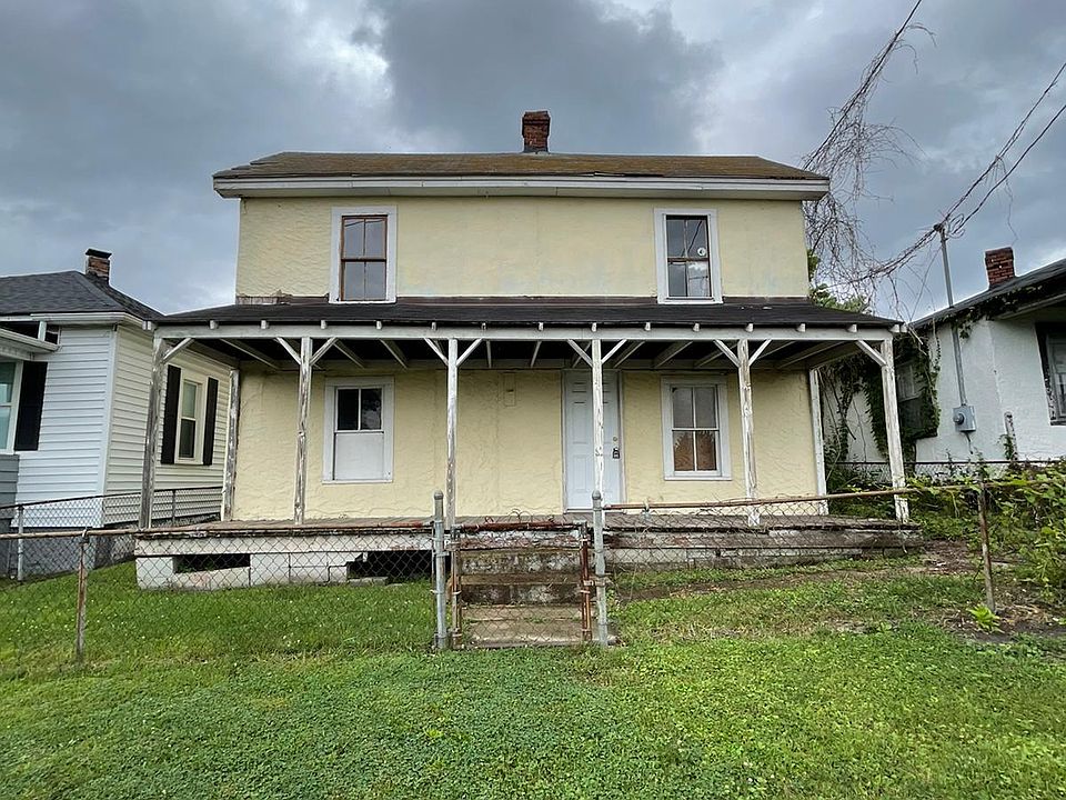 1st image of 815 N Pocahontas Ave