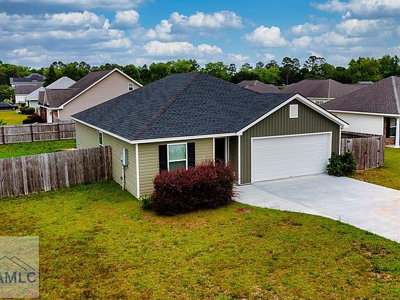 2nd image of 111 Auburn Cir