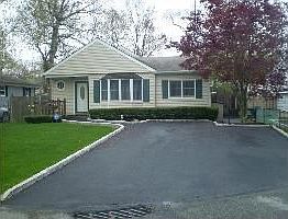 1st image of 16 Tallwood Dr