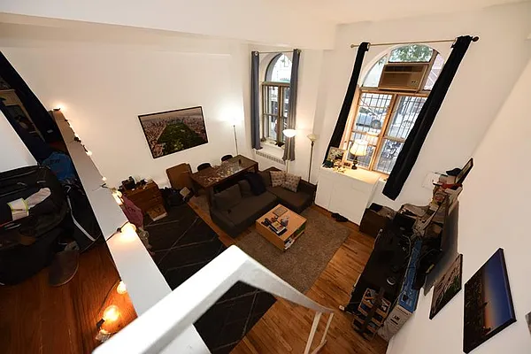 Rented by Buchbinder & Warren | media 15