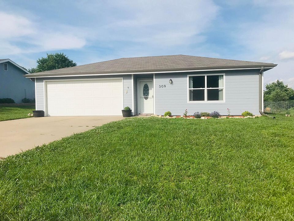 1st image of 309 Palomino Ln