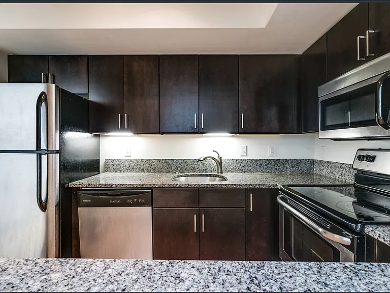 The Cameron Lofts — Photo 32