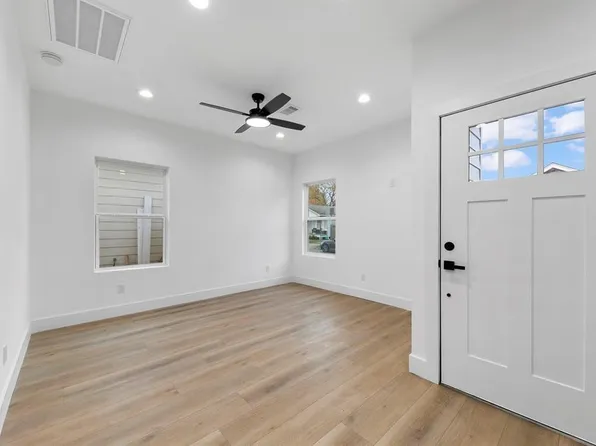 2801 Nettleton St, Houston, TX 77004