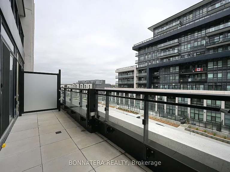 405 Dundas St W #319 — Photo 35