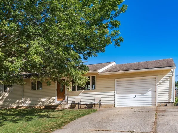 176 Custer Rd, Heath, OH 43056
