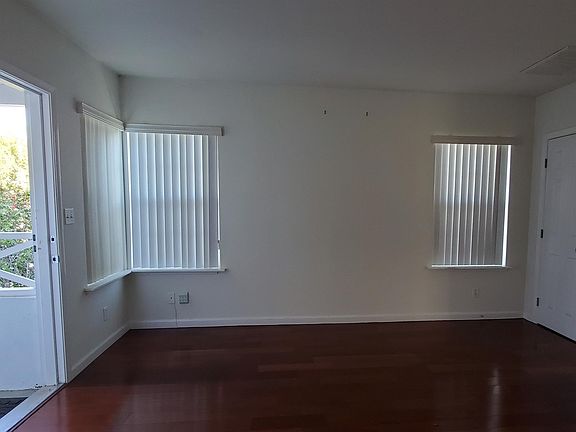 2nd image of 347 Pasadena Ave APT D