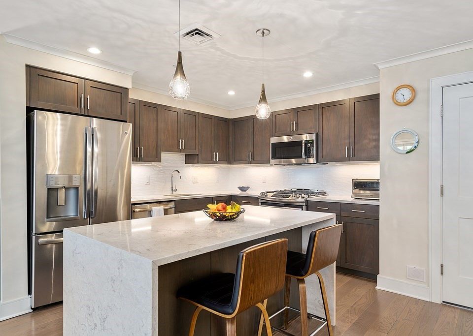 77 Court St #311 Newton MA 02458 Zillow 77 Court St #311 Newton MA 02458 Zillow