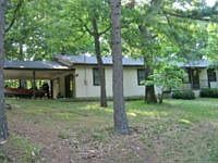 1st image of 2 Tennyson Ln