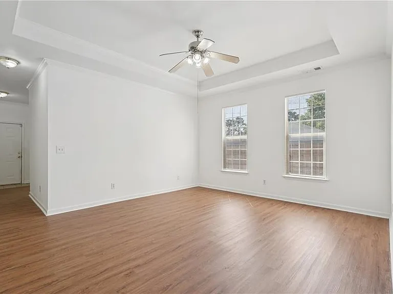 2596 Bates St SE — Photo 7