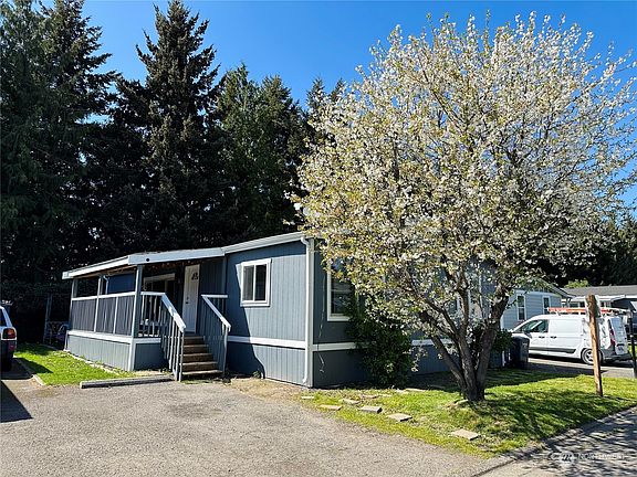 2nd image of 602 29th Street SE #35