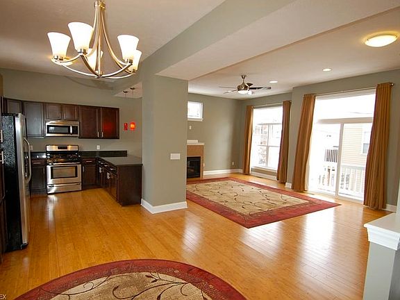 5th image of 5512 Saint Stephens Ct