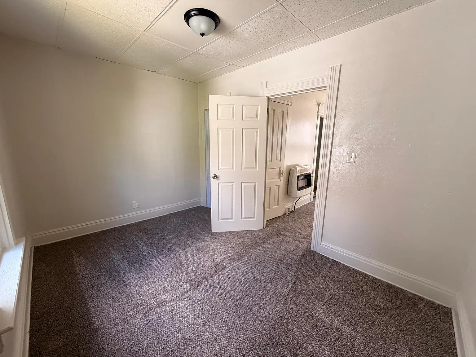 1 bed, $800 — Photo 2