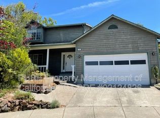 58 Baker Ct, Petaluma, CA 94952