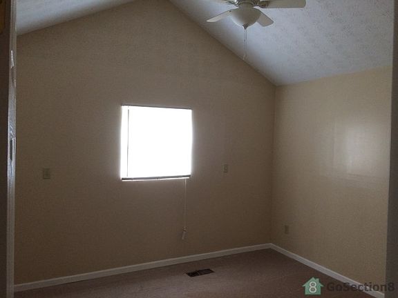 4th image of 968 E 18th Ave