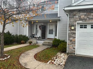 5 Abington Highlands #5, Clarks Summit, PA 18411
