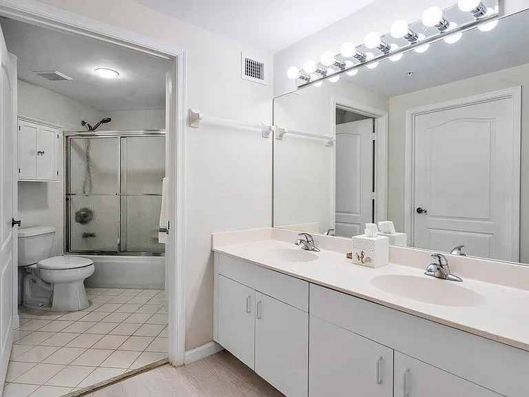 300 Uno Lago Dr #304 — Photo 16