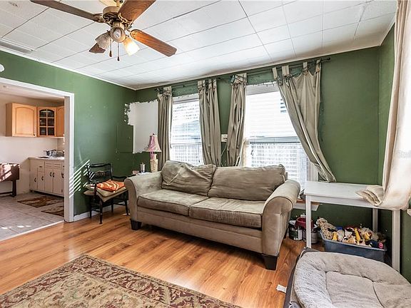 5th image of 4419 W Pearl Ave