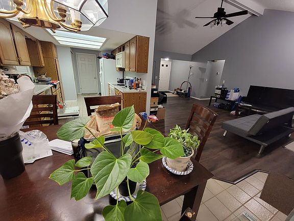 3rd image of 6007 Belle Isle Ln #3