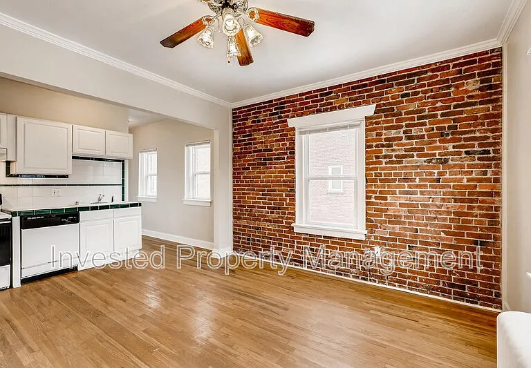 1341 N Washington St #10 — Photo 2