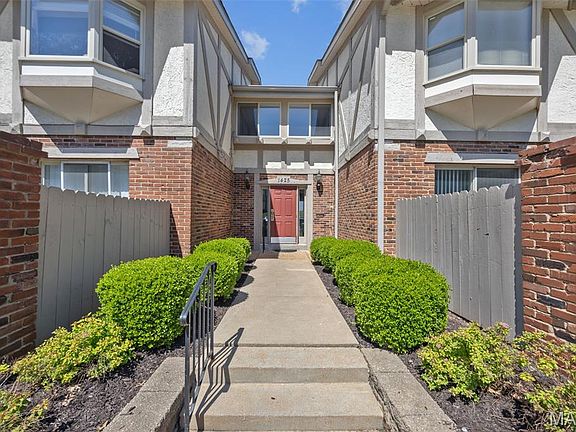 2nd image of 1425 Willow Brook Cv APT 5