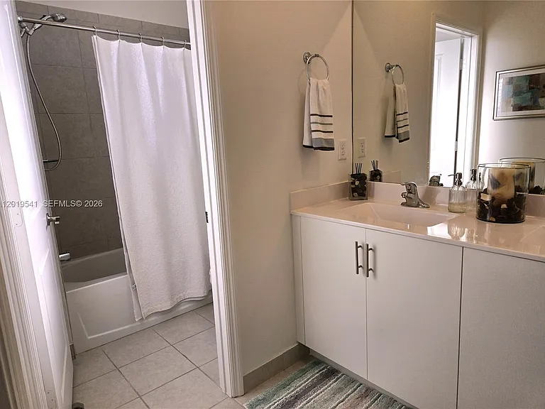 24400 SW 119th Pl — Photo 7