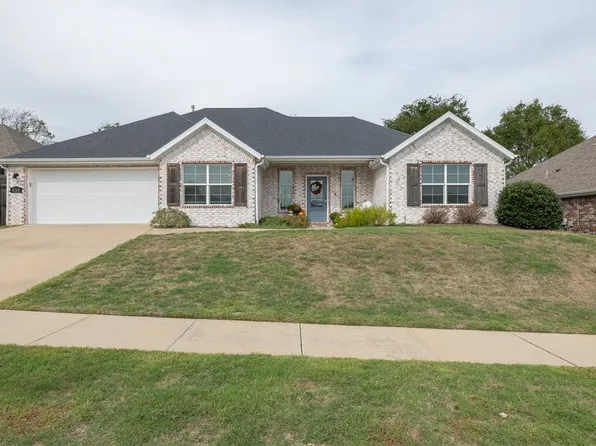 4360 E Balboa St, Fayetteville, AR 72701
