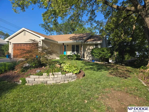 3210 N 13th St, Lincoln, NE 68521