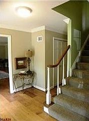2nd image of 8 Algonquin Wood Pl