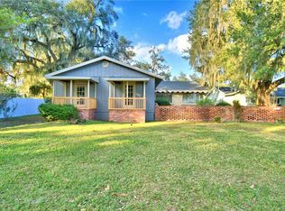 2036 Lake Ariana Blvd, Auburndale, FL 33823