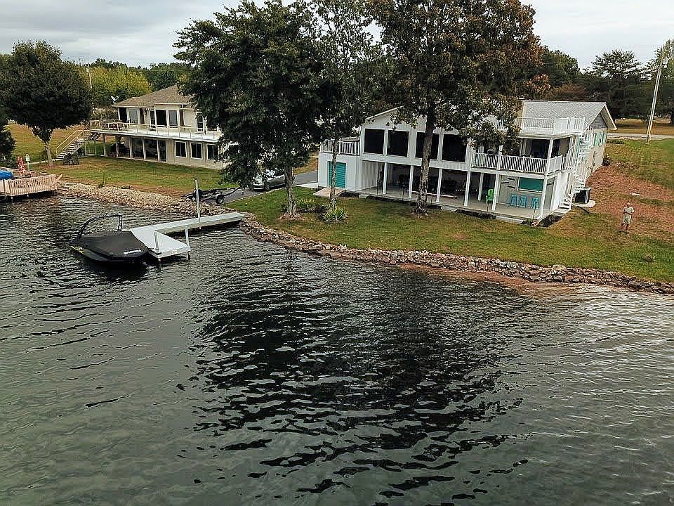 1st image of 1204 Arrowhead Dr