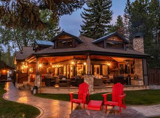 737 Evergreen Rd, Sagle, ID 83860