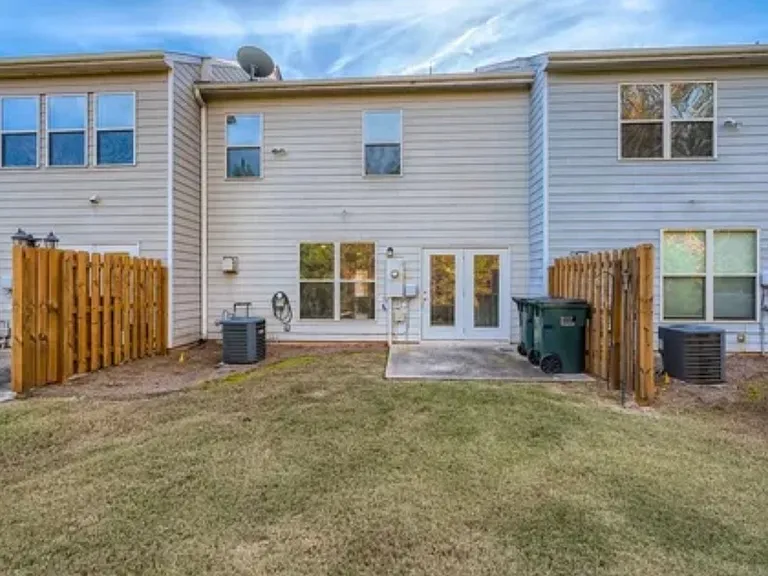 5202 Sherwood Way #61 — Photo 33
