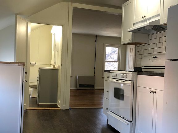 2nd image of 62 Crandall St