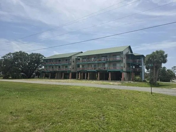 115 1st Ave NW #304, Steinhatchee, FL 32359