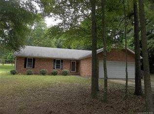8120 Harriett Ave, Charlotte, NC 28216