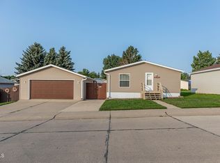 4424 Lafayette Dr, Bismarck, ND 58503