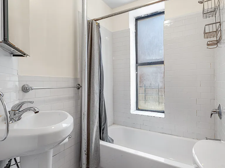 140 Orchard St #10A — Photo 14