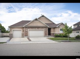 3366 W Chatel Dr, Riverton, UT 84065